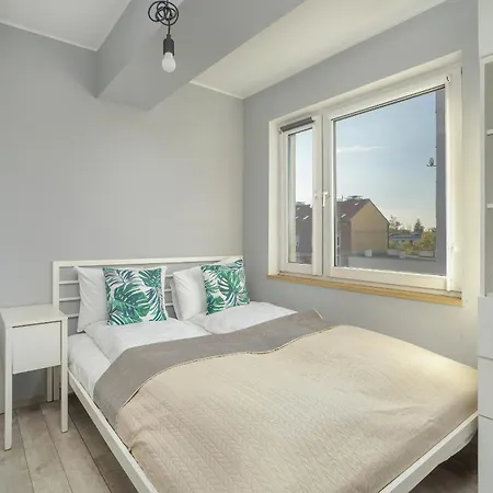 Stylish Near Hala Arena By Renters *